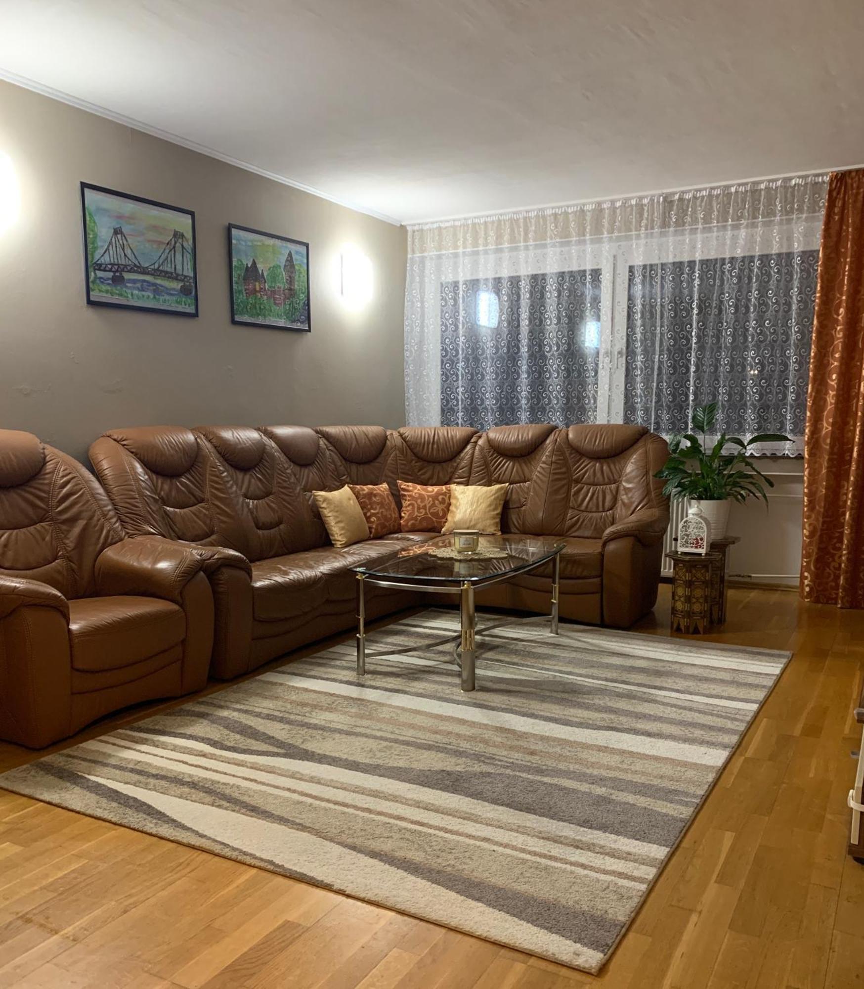 Leon'S Apartment เครเฟลด์ ภายนอก รูปภาพ